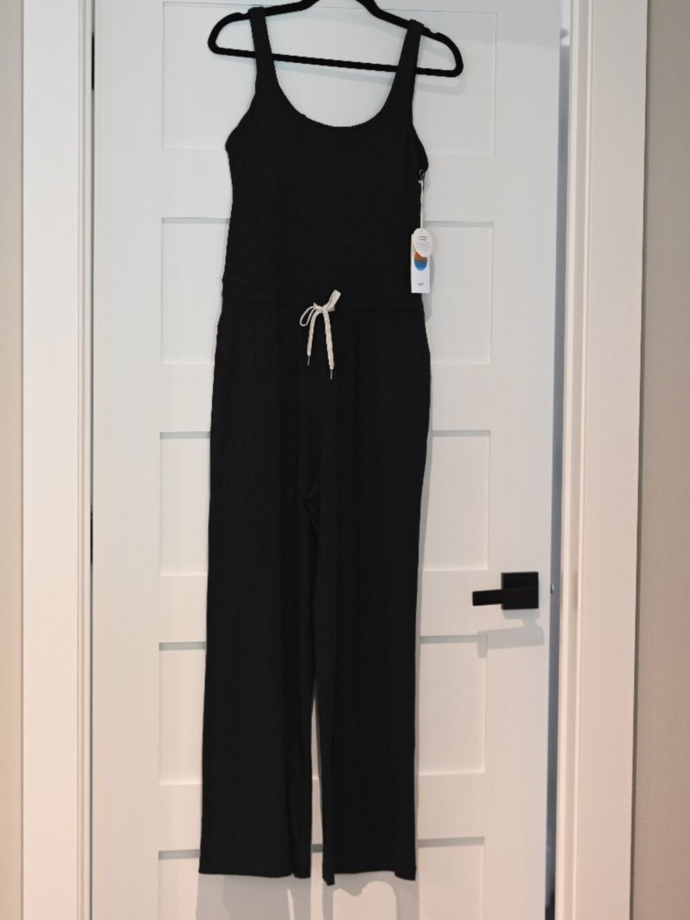 Vuori NWT Black Wide Leg Jumpsuit Large